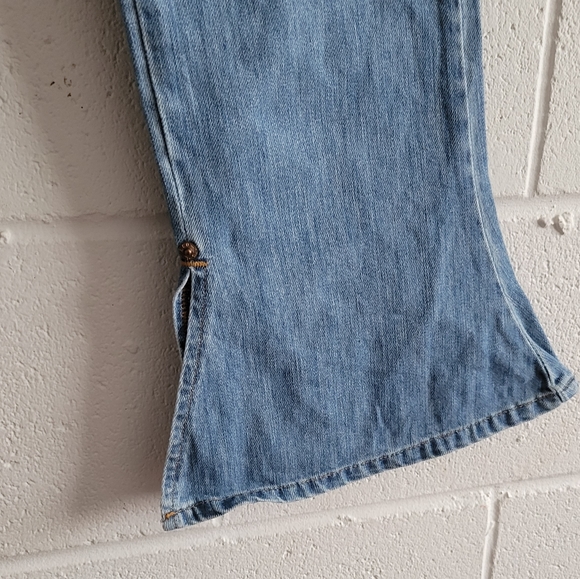 Levis Red Tag Light Wash Denim Jeans w/ Flare - Picture 2 of 3